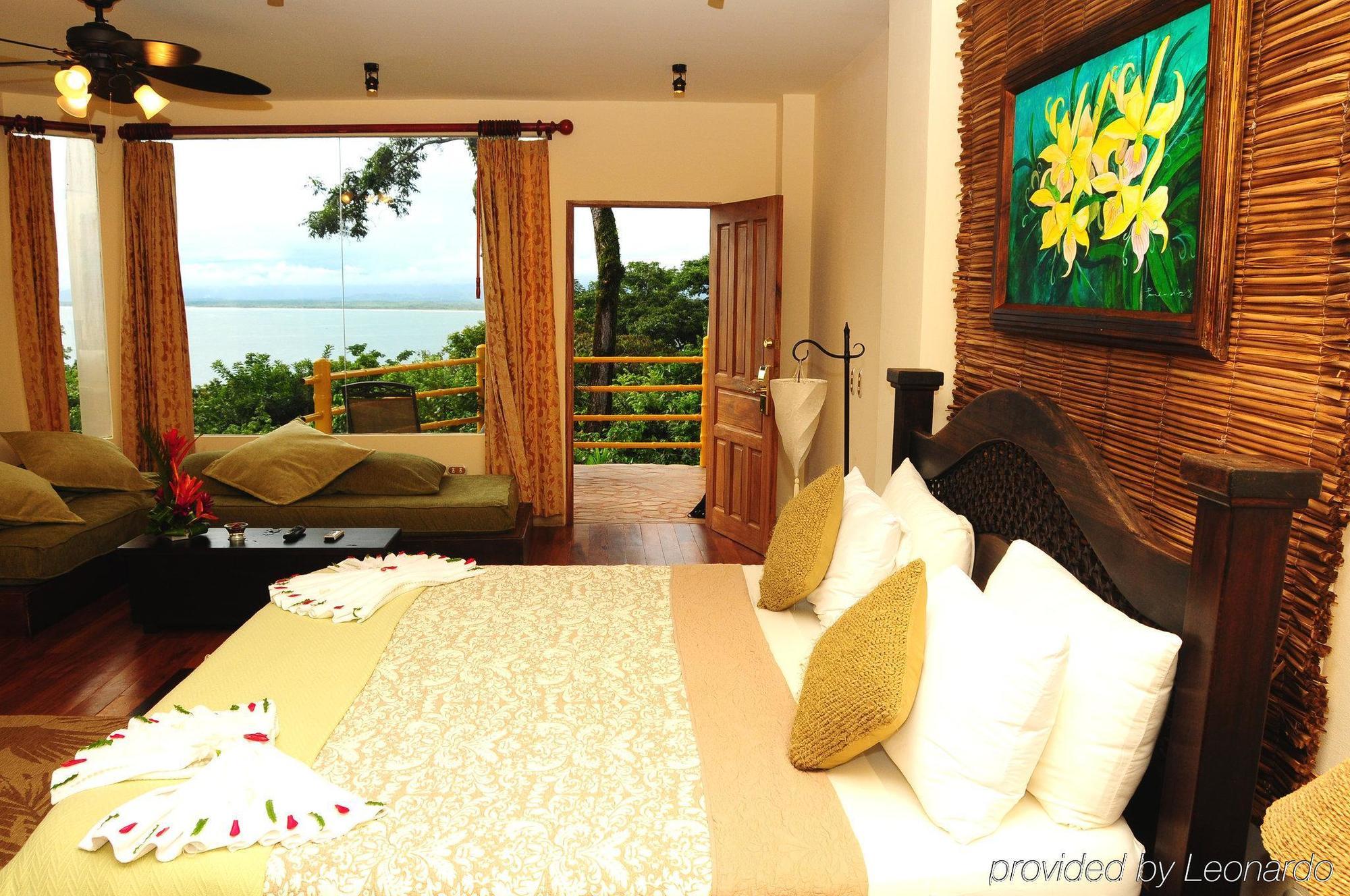 Issimo Suites Boutique Hotel & Spa - Adults Only Manuel Antonio Exterior photo