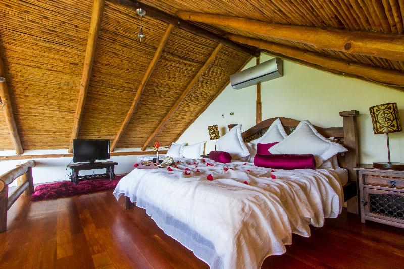 Issimo Suites Boutique Hotel & Spa - Adults Only Manuel Antonio Exterior photo