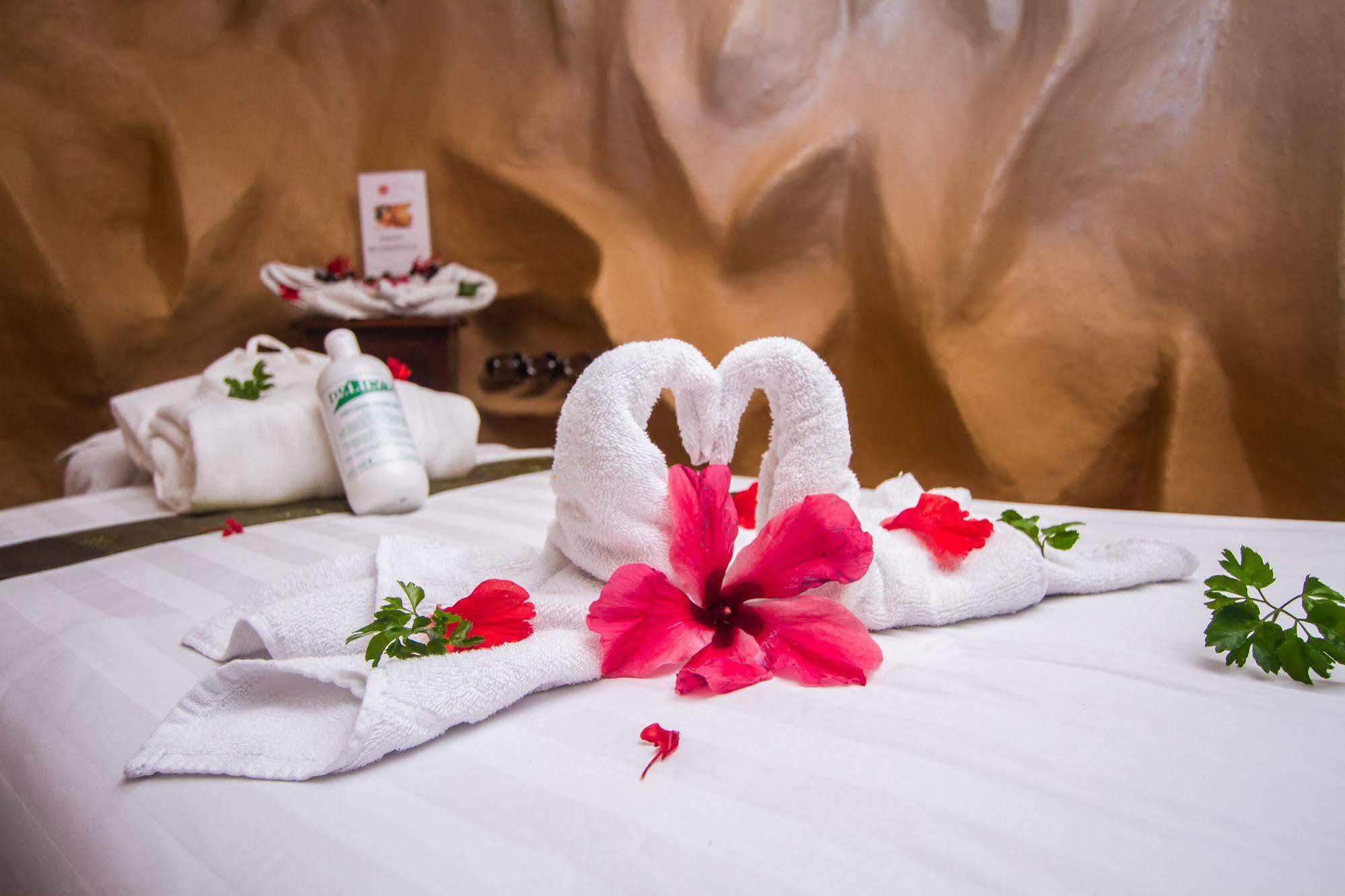 Issimo Suites Boutique Hotel & Spa - Adults Only Manuel Antonio Exterior photo