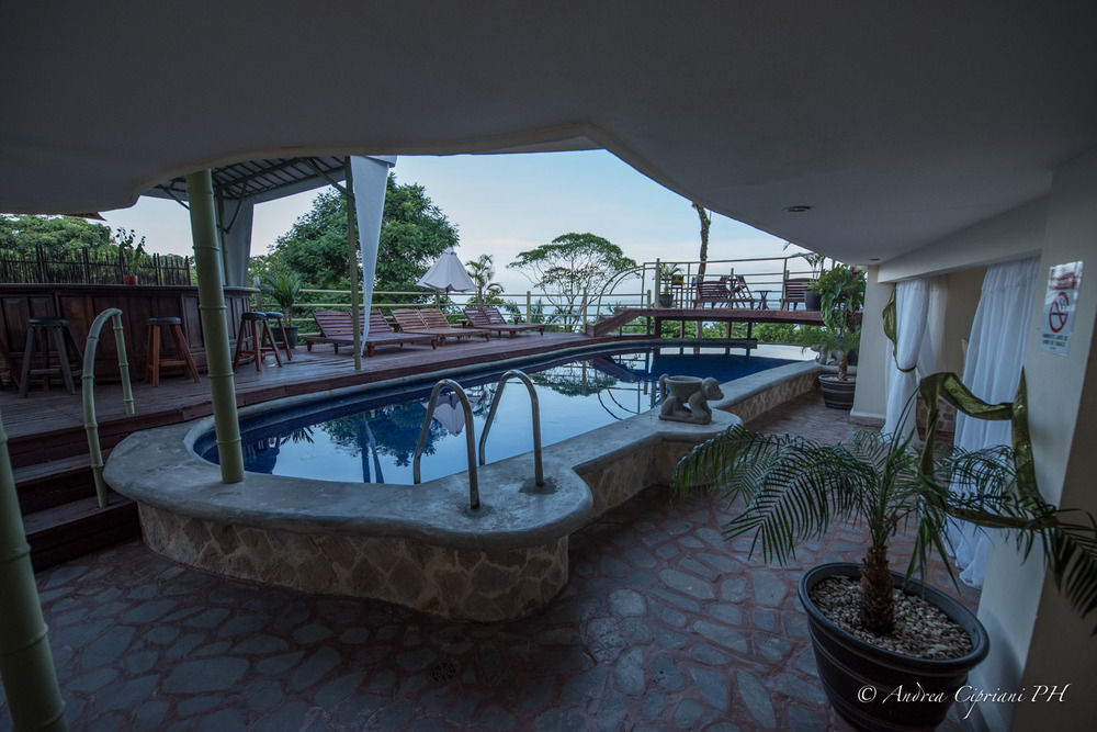Issimo Suites Boutique Hotel & Spa - Adults Only Manuel Antonio Exterior photo