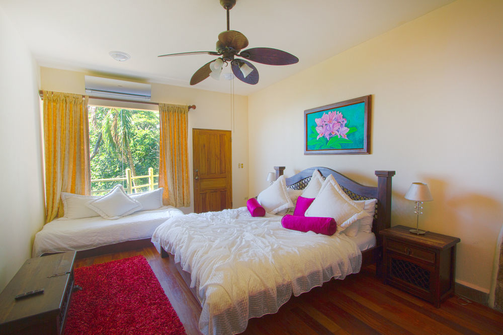 Issimo Suites Boutique Hotel & Spa - Adults Only Manuel Antonio Exterior photo